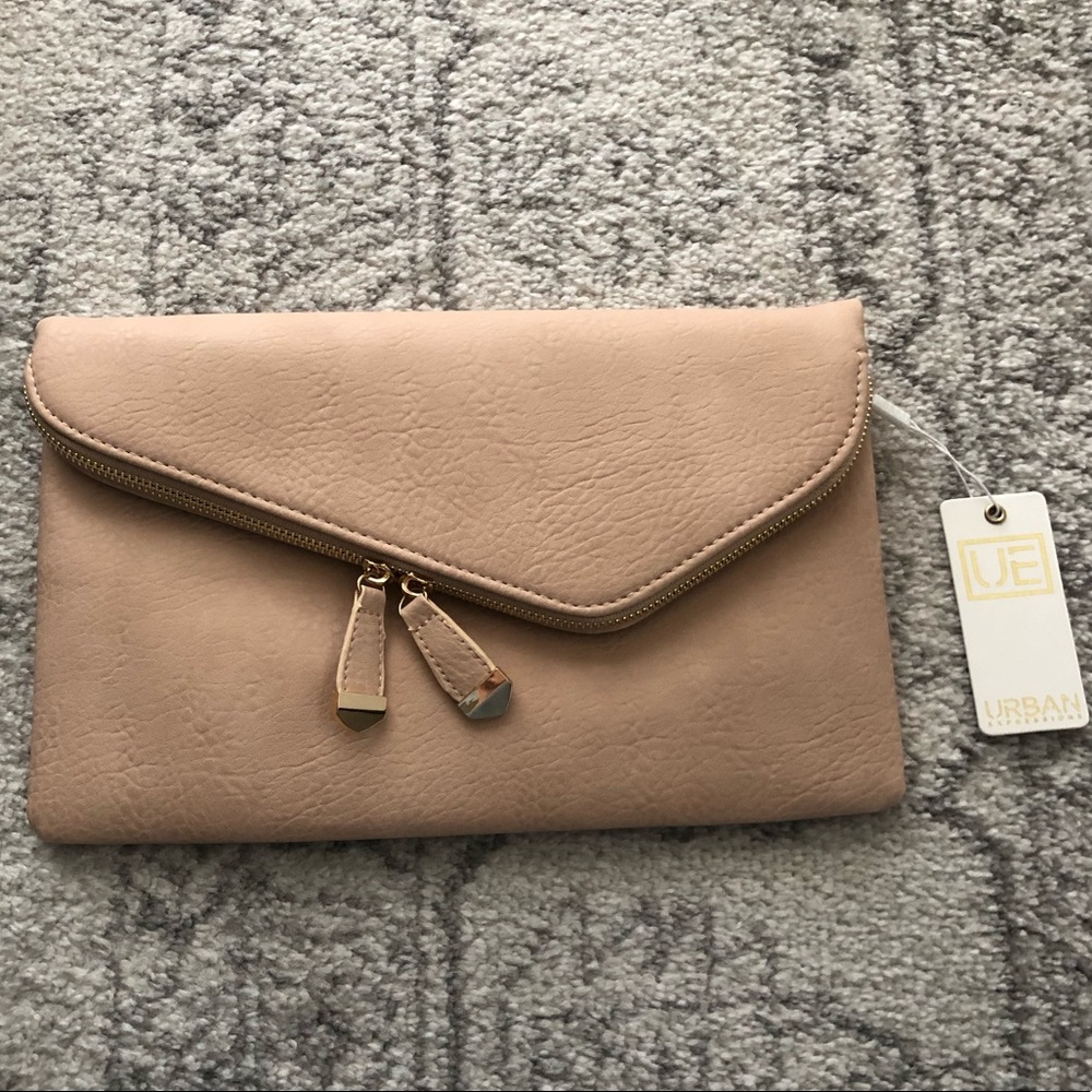 NWT Blush Stella Clutch Urban Expressions